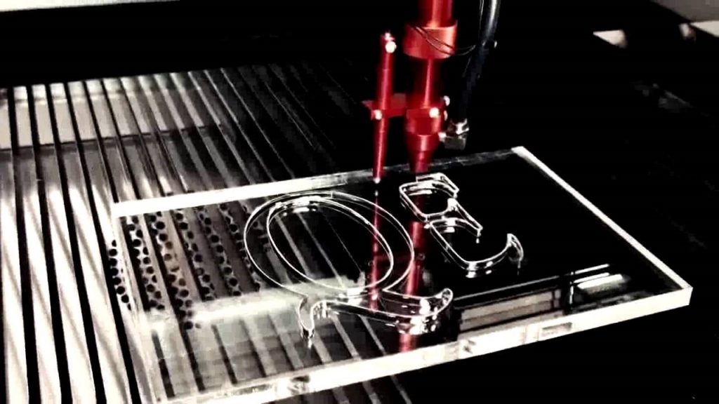 pembuatan plakat akrilik jasa laser cutting akrilik