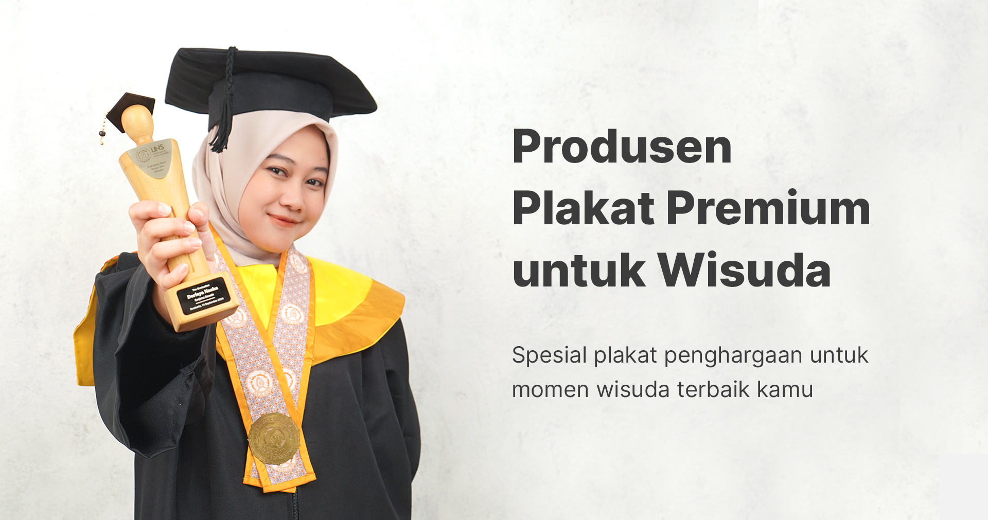 Header 1 Wisuda (1)