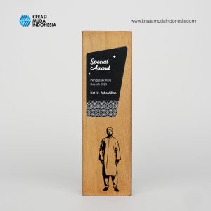 Plakat Penghargaan MTQ Daerah 2025 KMI Plakat Penghargaan MTQ Daerah 2025