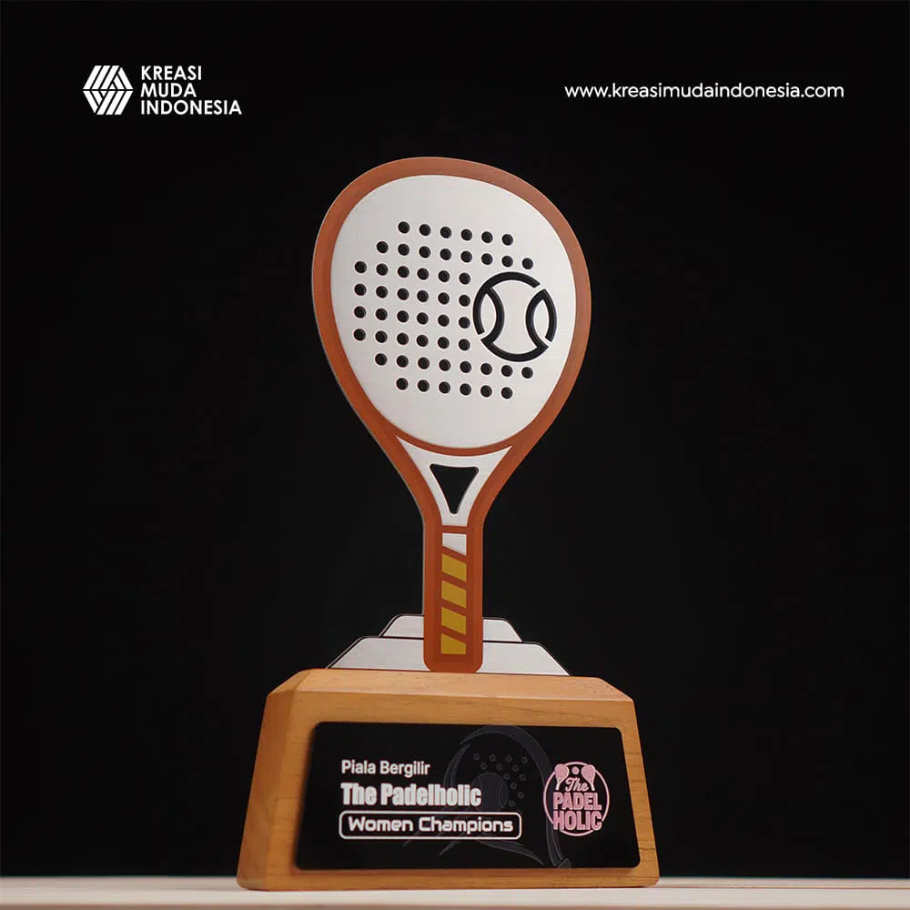 PicklabeldanPadel1 KMI