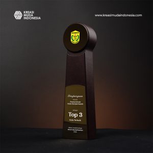 Plakat Penghargaan Kota Terbaik Smart City Kalimantan KMI Plakat Penghargaan Kota Terbaik Smart City Kalimantan