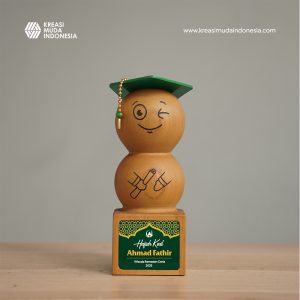 Piala Santri Wisuda Ramadan Ceria KMI Piala Santri Wisuda Ramadan Ceria