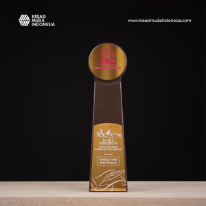 Piala Festival Puisi Yayasan Rumah Indonesia Menulis KMI Piala Festival Puisi Yayasan Rumah Indonesia Menulis