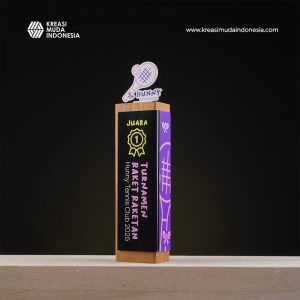 Piala Tennis Turnamen Raket Raketan KMI Piala Tennis Turnamen Raket Raketan