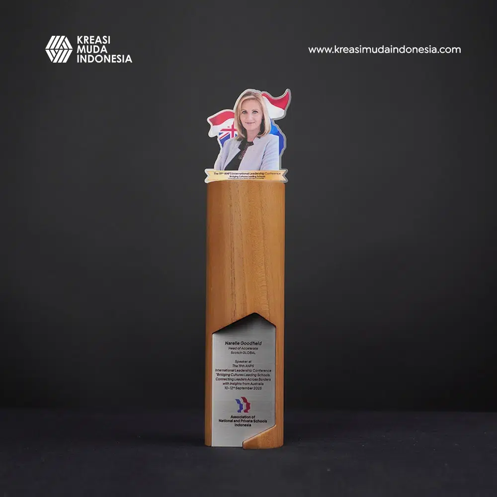 souveniruntukpejabat3 KMI