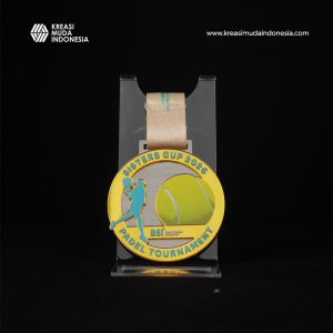 Medali Olahraga Padel Sister Cup KMI Medali Olahraga Padel Sister Cup