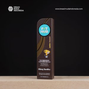 Plakat Penghargaan FIT HUB KMI Plakat Penghargaan FIT HUB