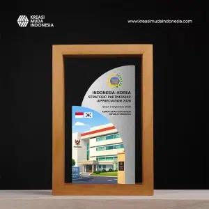 Miniatur Gedung Strategic Partnership Appreciation